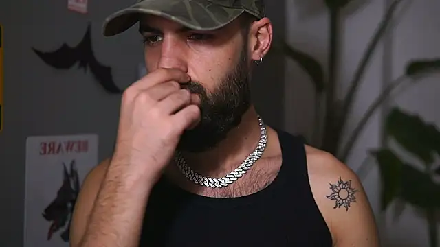 HairyRobxxx live sex cam