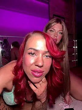 Just_Sophia_ live sex cam