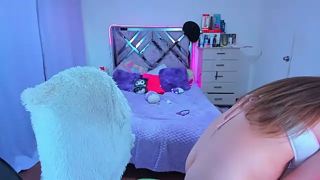 Luna_Analya's cam snapshot