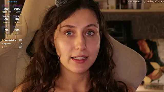 GracieGalaxy's cam snapshot