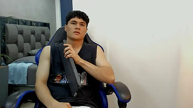 roan_birkin's cam snapshot