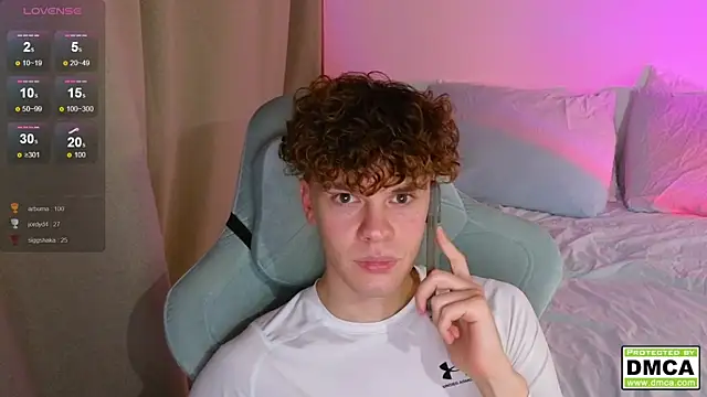 cute_thomas's cam snapshot