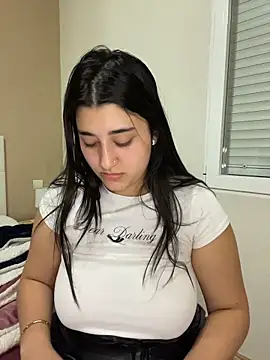 SashaLuss_'s cam snapshot