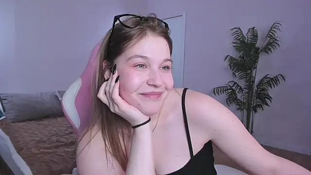 Colleen_Blake's cam snapshot