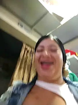 Pp-ari4na03's cam snapshot