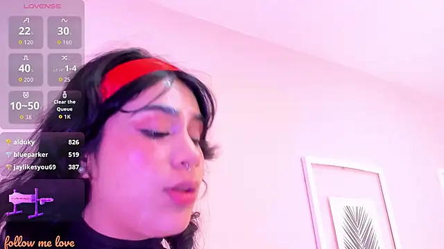 zyle_boobs's cam snapshot