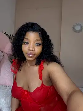 ItsLeyaa's cam snapshot