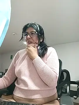 aisha_latina's cam snapshot