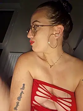 Lindsay_00off's cam snapshot