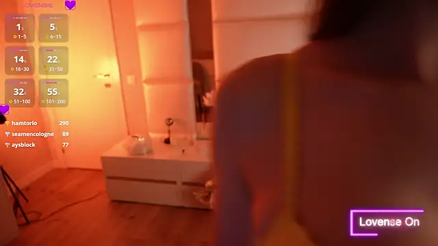 Lilly_Colins's cam snapshot