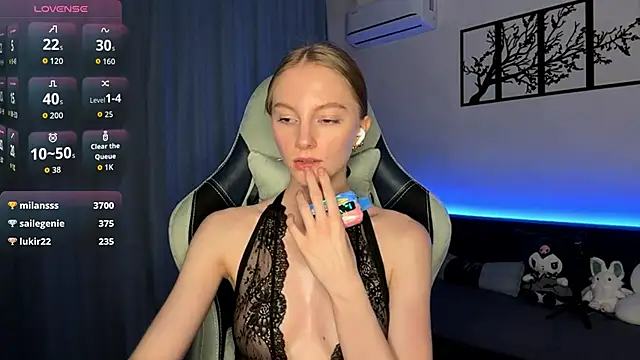 BrightAnnie's cam snapshot