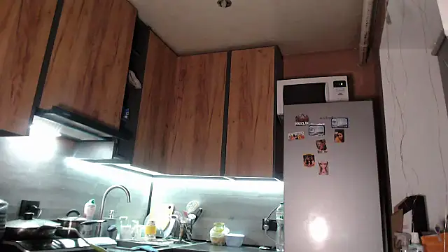 delightful_sofi's cam snapshot