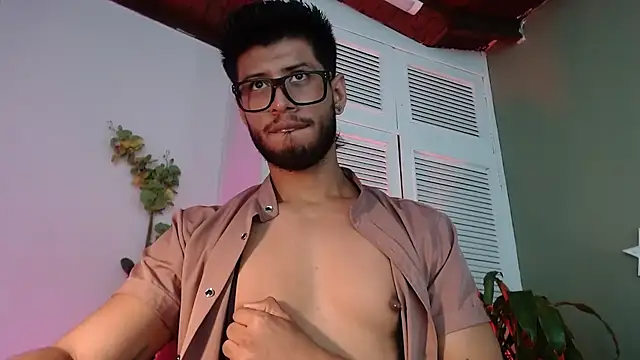 Colby_brown03's cam snapshot