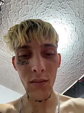 KinkyLatinCock's cam snapshot