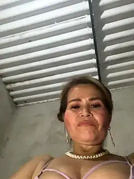 dirty-mother34's cam snapshot