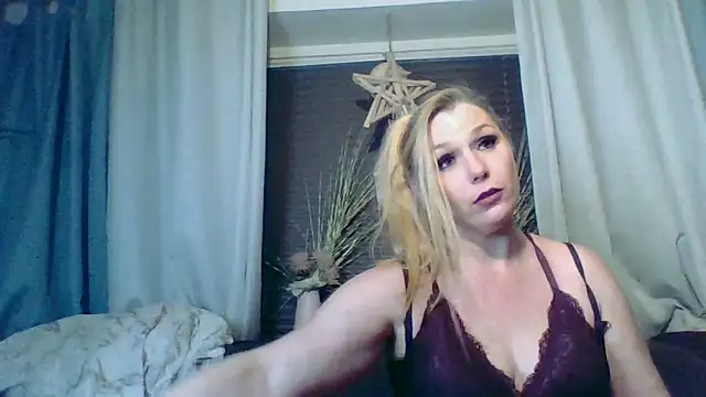 DevilsAngel13's cam snapshot