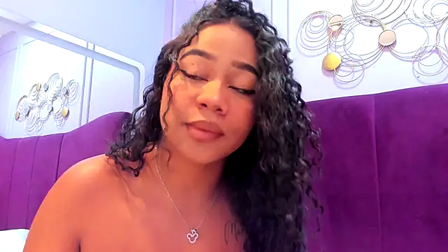 Sofi_Fox_'s cam snapshot