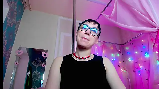 ErickaFetish's cam snapshot