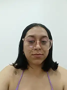 Caroline-17's cam snapshot