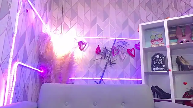 charlottemoonxz's cam snapshot