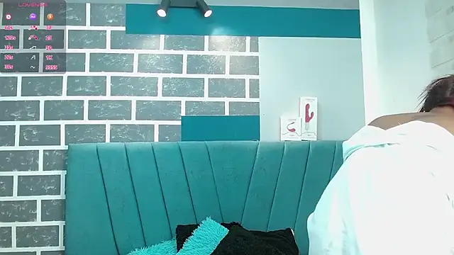 Chloe_Brown3's cam snapshot