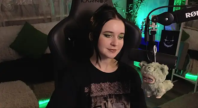 KiraLiLime's cam snapshot