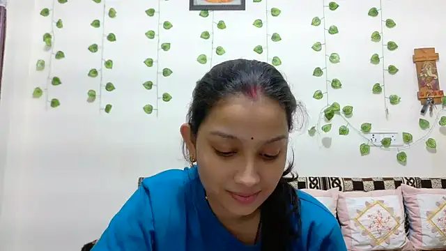 Aleena_Rai's cam snapshot