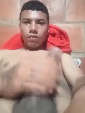 eldelmienbrogrueso live sex cam