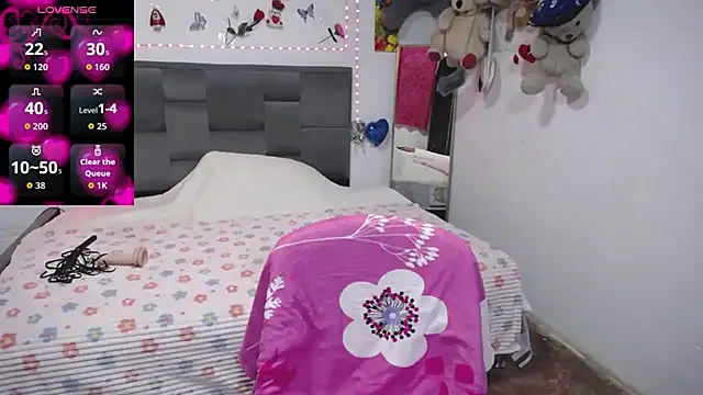 Sharloth_milf's cam snapshot