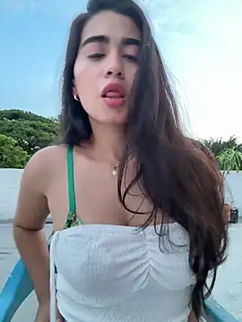 ZarahEvans live sex cam