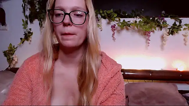 Tiny_Lolicoon's cam snapshot