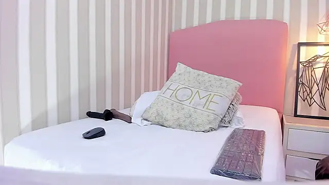 SAMANTHABENET's cam snapshot