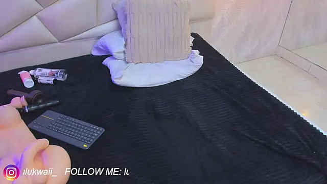 lulukawai16's cam snapshot