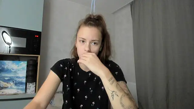 why_again_me's cam snapshot