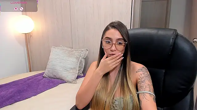 StacyConner live sex cam