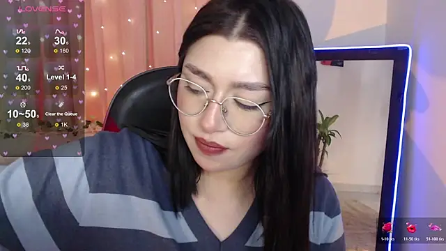 mily_thomson_b_'s cam snapshot