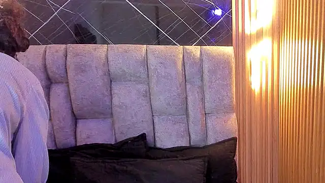 roxanne_dl's cam snapshot