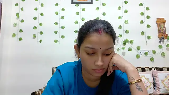 Aleena_Rai's cam snapshot