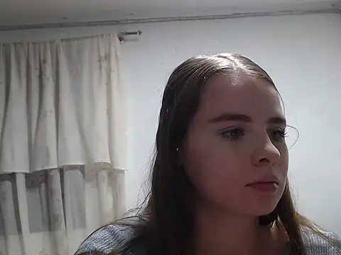 HellenMiyer1111's cam snapshot