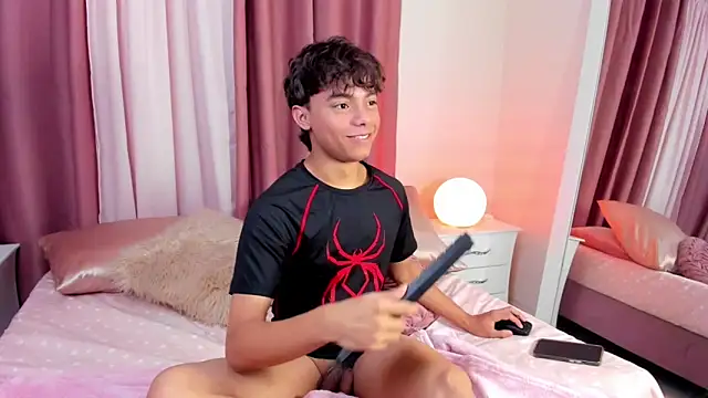 Honeymoon_sariel live sex cam