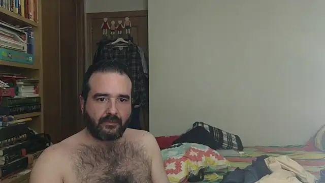 curiosillo83's Stripchat show and profile