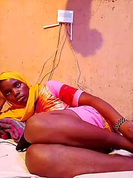 cute_naimah's cam snapshot