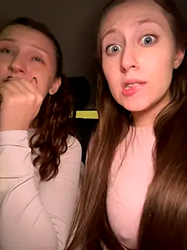 FroggyAnna's cam snapshot