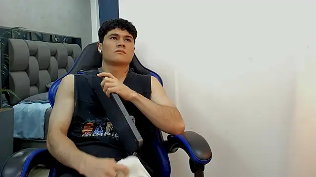 roan_birkin live sex cam