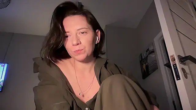 Take_Me_Awayy's cam snapshot