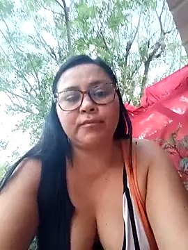 Dirty-Momm-Divorced-Hot's cam snapshot