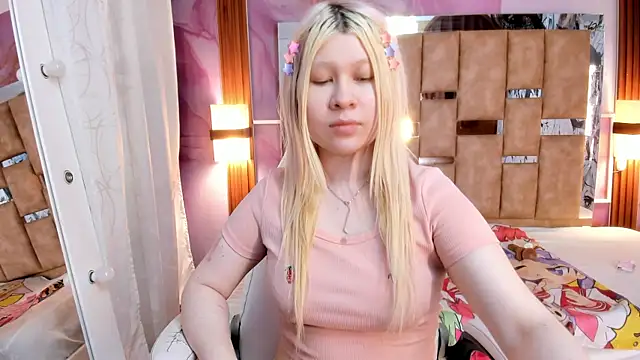 Melody_Lolii's cam snapshot