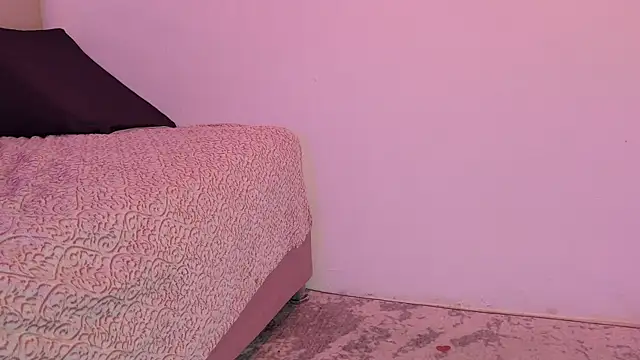 elines_'s cam snapshot