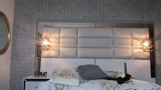 Nohemi_louse's cam snapshot