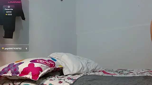 CanelaDeluxe's cam snapshot